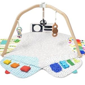 Lovevery Baby Play Gym with Cover
